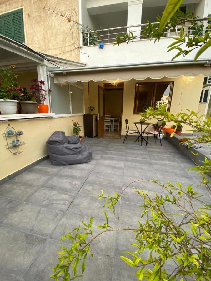 Saranda Beach Apartment מראה חיצוני תמונה
