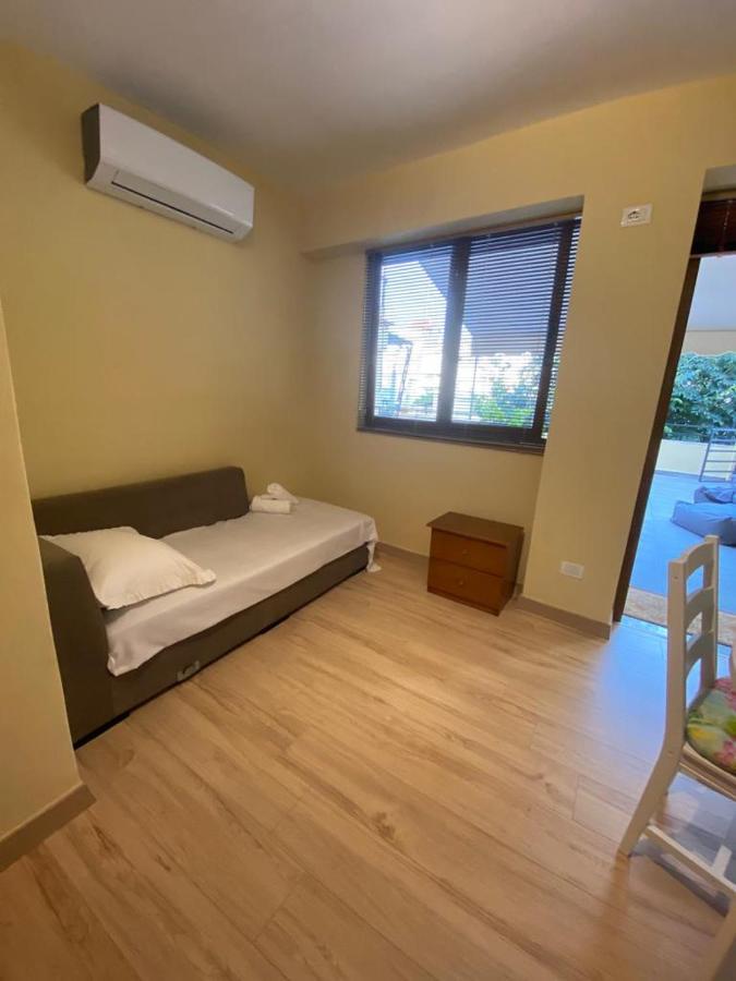 Saranda Beach Apartment מראה חיצוני תמונה
