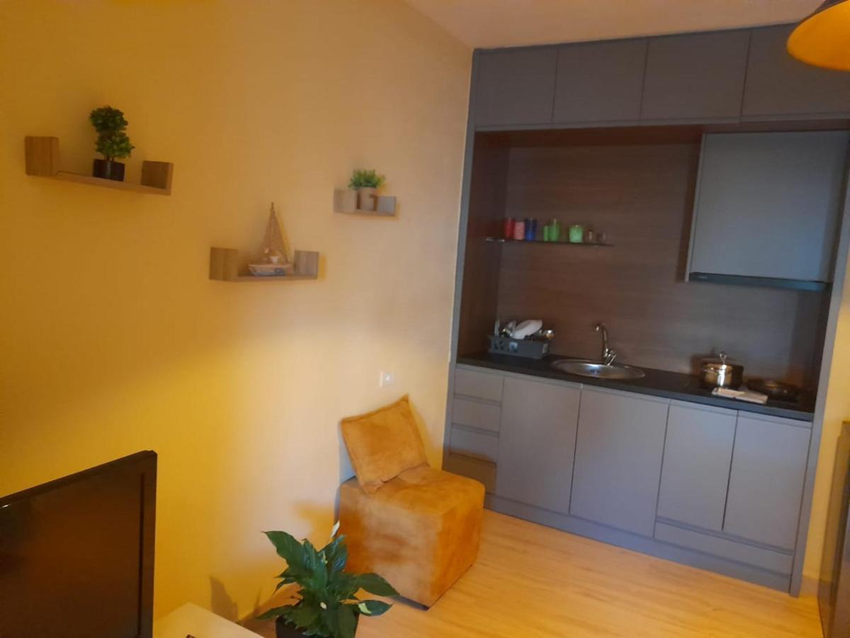 Saranda Beach Apartment מראה חיצוני תמונה